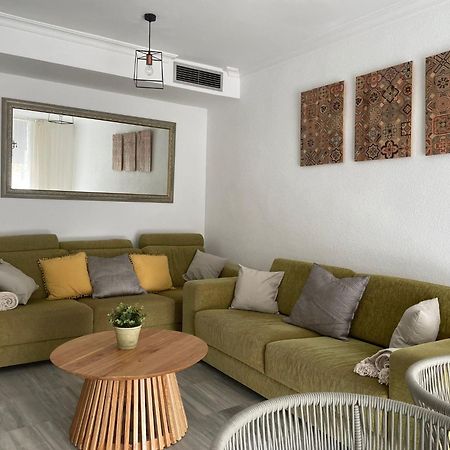 Carihuela 74 Lägenhet Torremolinos Exteriör bild
